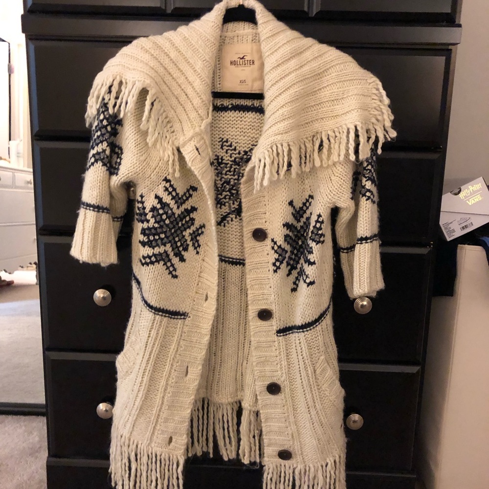 Hollister Heavy Knit Sweater